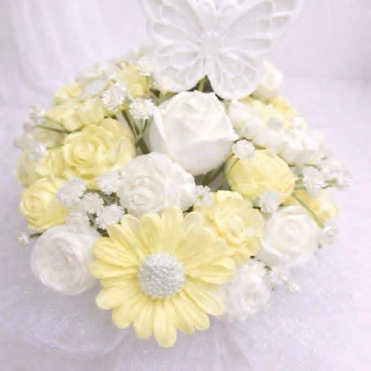 Yellow Waxmelt Bouquet